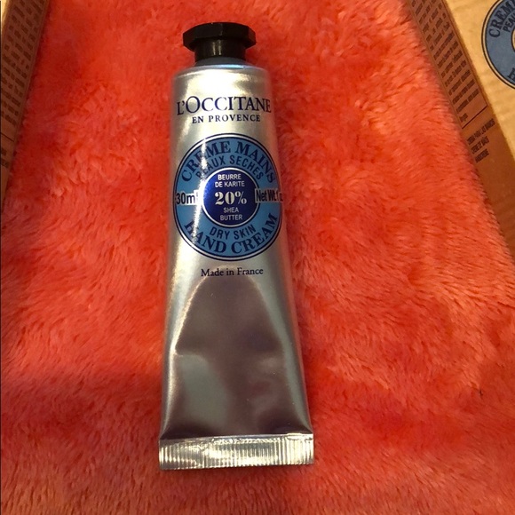 L’Occitane hand creme - Picture 3 of 3